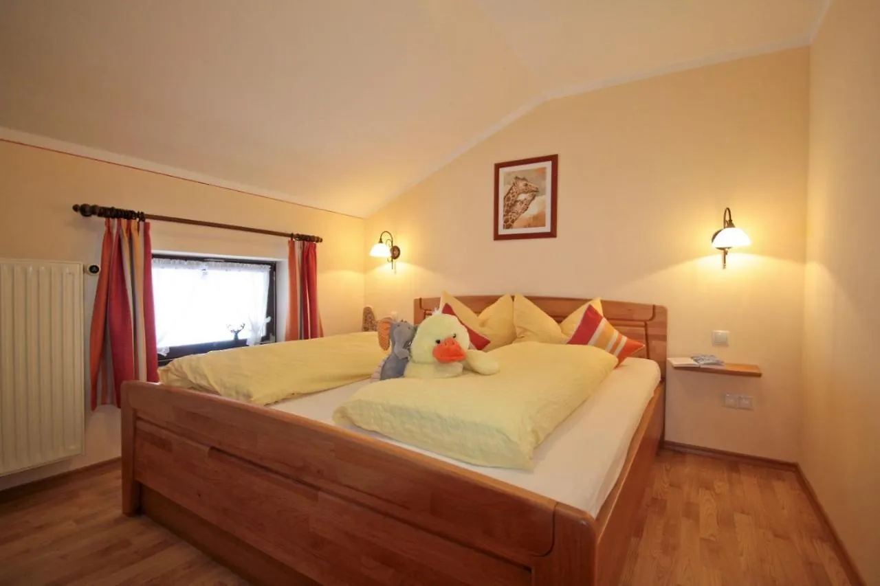 Séjour à la ferme Villa Cafe Wastelbauerhof - Urlaub Auf Dem Bauernhof à Bernau am Chiemsee