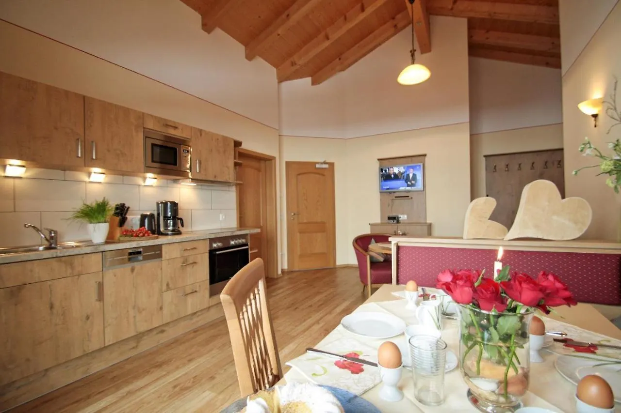 Cafe Wastelbauerhof - Urlaub Auf Dem Bauernhof Villa Bernau am Chiemsee Farm stay